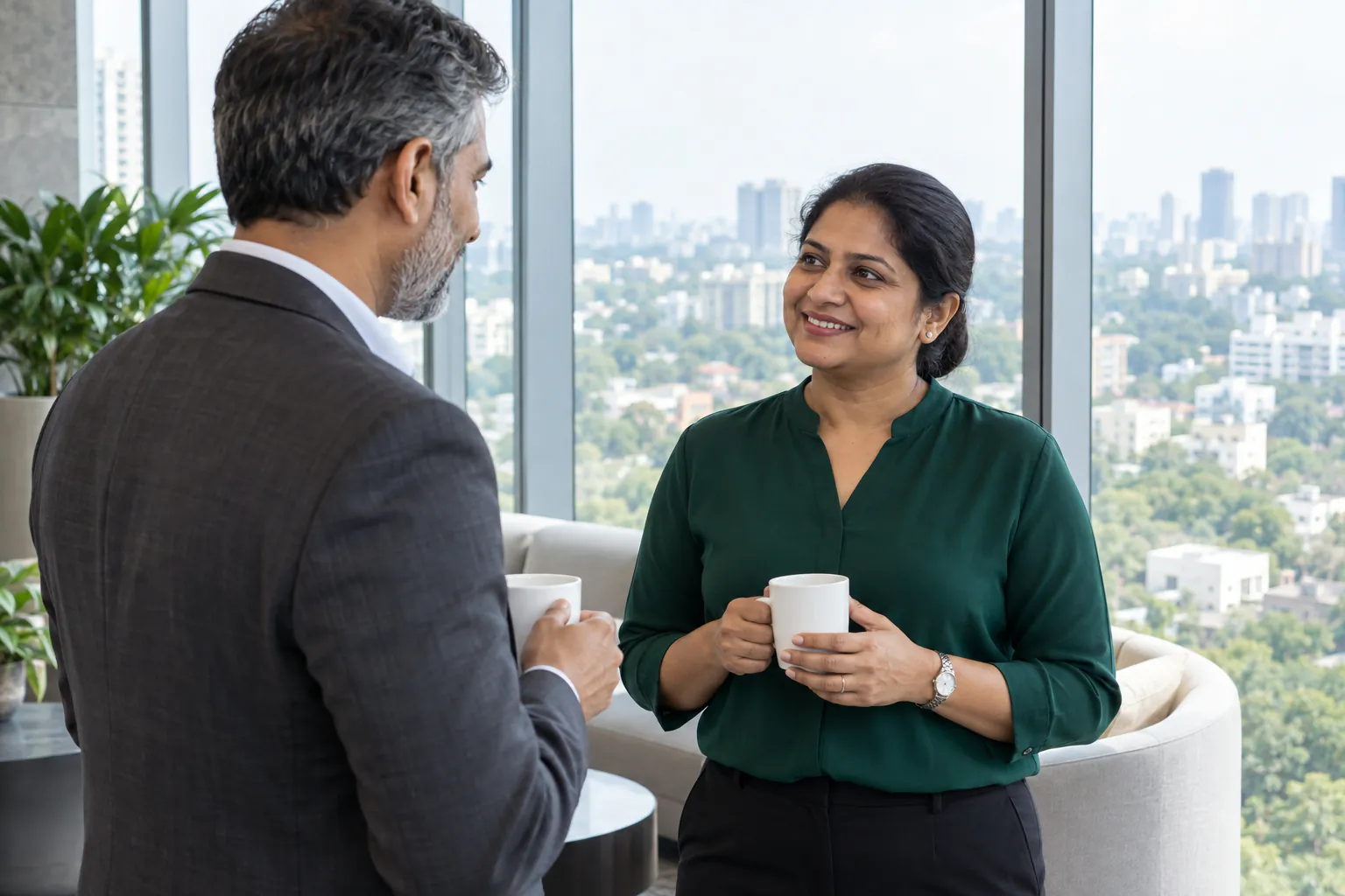 A senior HR advisor in conversation with a client